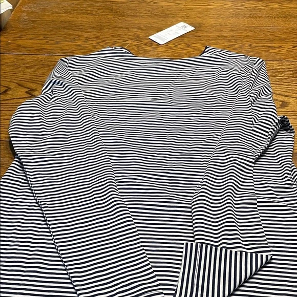 Lands' End Navy Blue and White Striped Long Sleeve Tee NWT - Picture 5 of 6